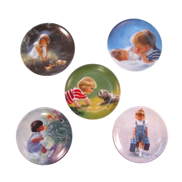 Vintage Pemberton & Oakes Miniature Decorative Plates by Donald Zolan Set of 5 - Picture 12 of 12
